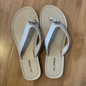 Call it Spring nude flip flops w/ textured detail